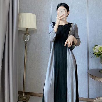 Miyake Плиссированное контрастное платье 2022 Лето Высокое Качество Сшитое Женское Модное Дизайн Цвет Контрастный Персонализированное Платье
